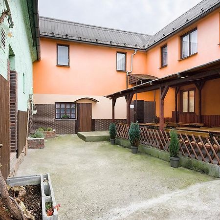 Penzion Ostrava-Levne Ubytovani Exteriör bild