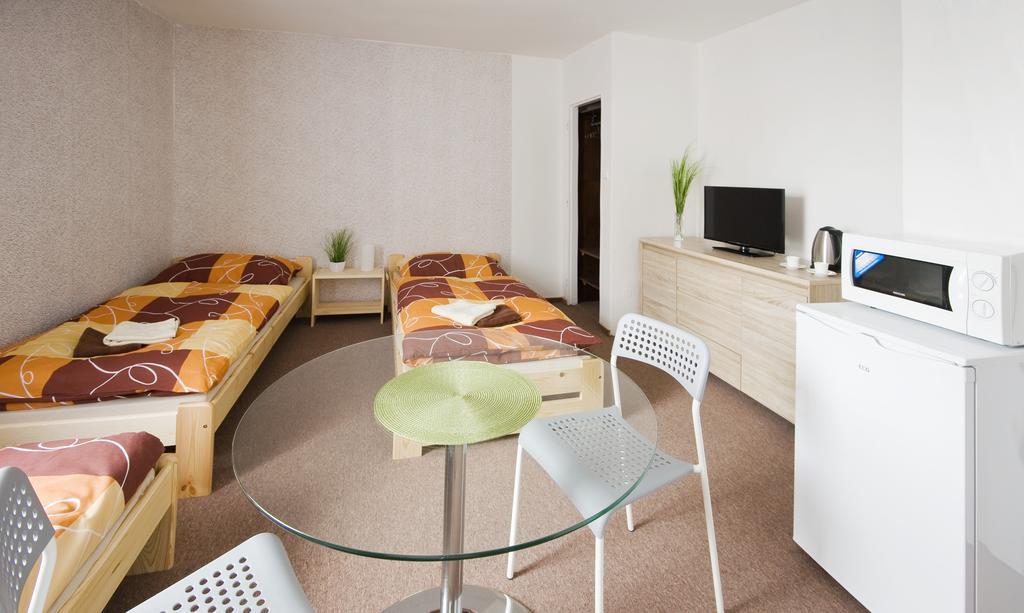 Penzion Ostrava-Levne Ubytovani Exteriör bild