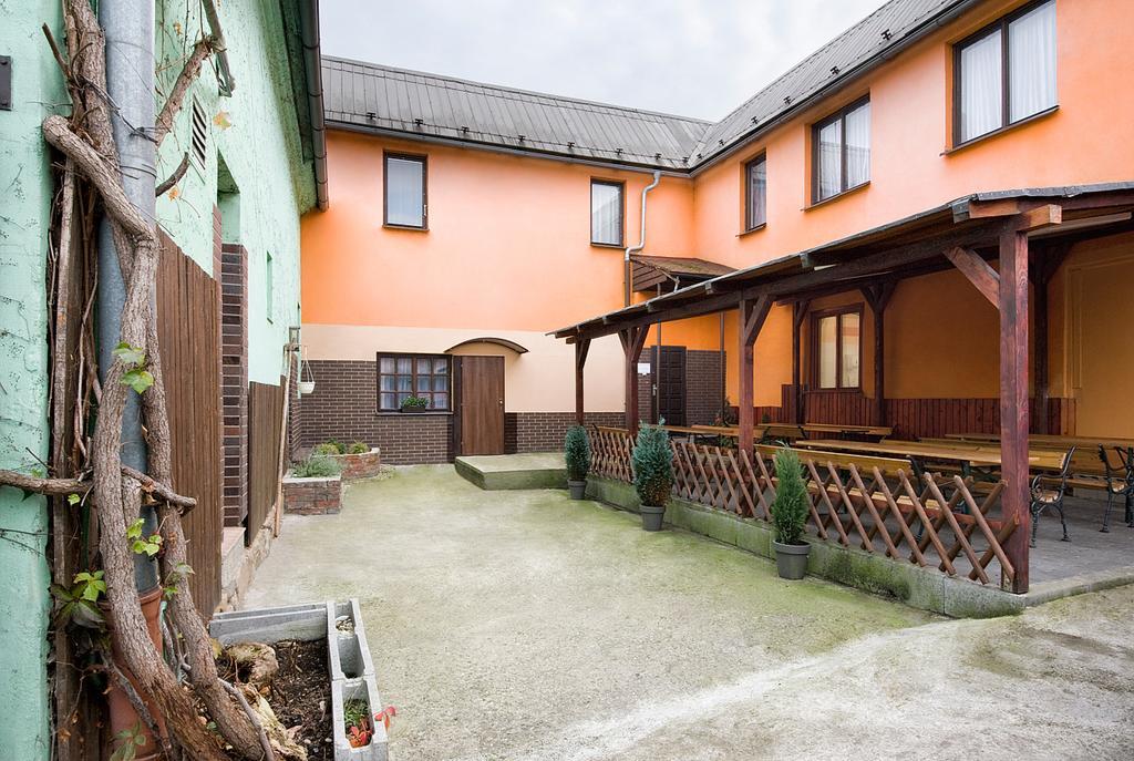 Penzion Ostrava-Levne Ubytovani Exteriör bild